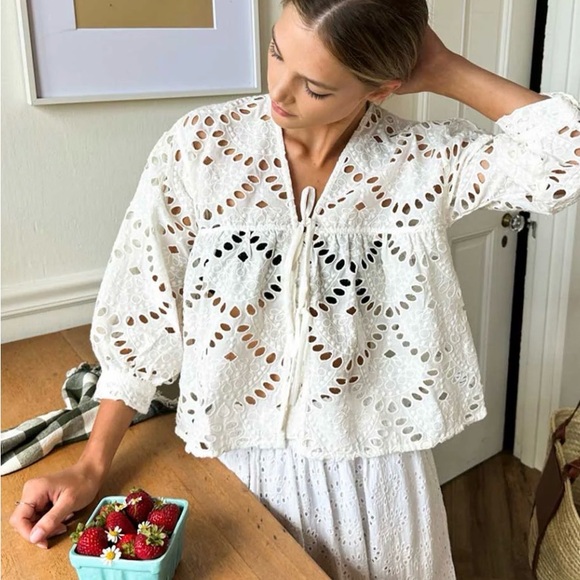 Emerson Fry Tops - NEW Emerson Fry Ivory Eyelet Blouse Tie Top M/L Overshirt Cotton